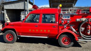 津山市・真庭市から提供された消防車4台が、ウクライナに到着しました